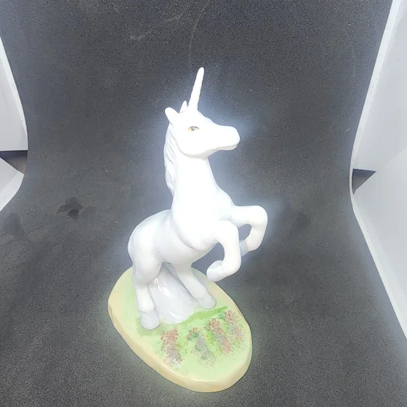 Porcelain Unicorn Figurine 🦄 - Picture 2 of 6